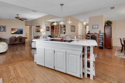 Photo 3 of 8 of home located at 138 Maple Lane Lake Helen, FL 32744