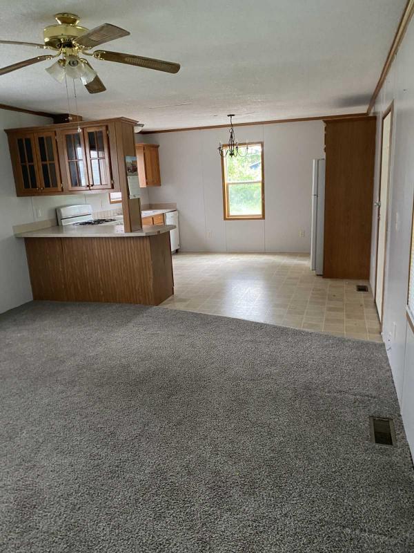 2005 Mobile Home