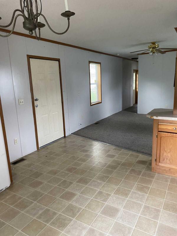 2005 Mobile Home