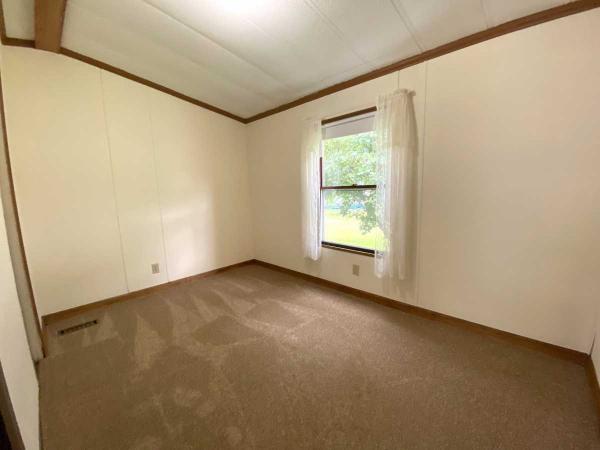 1988 Skyline 204C Manufactured Home