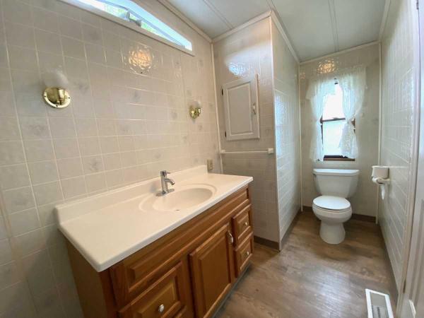 1988 Skyline 204C Manufactured Home