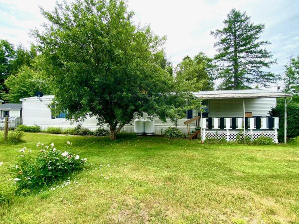 1988 Skyline 204C Manufactured Home