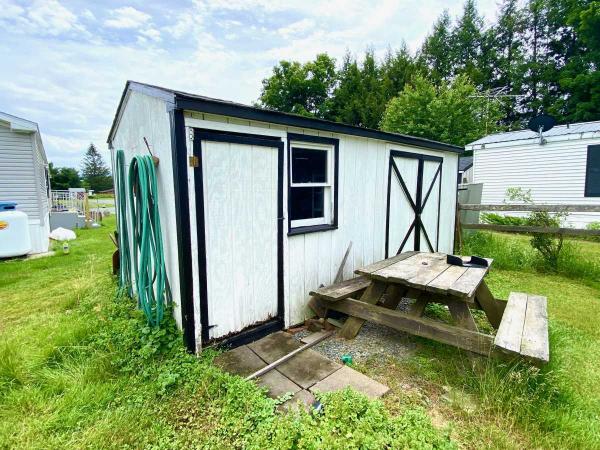 1988 Skyline 204C Manufactured Home
