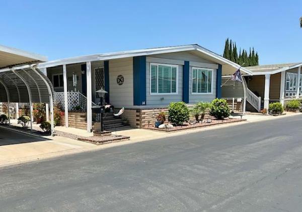 Photo 1 of 2 of home located at 24701 Raymond Way #14 Lake Forest, CA 92630