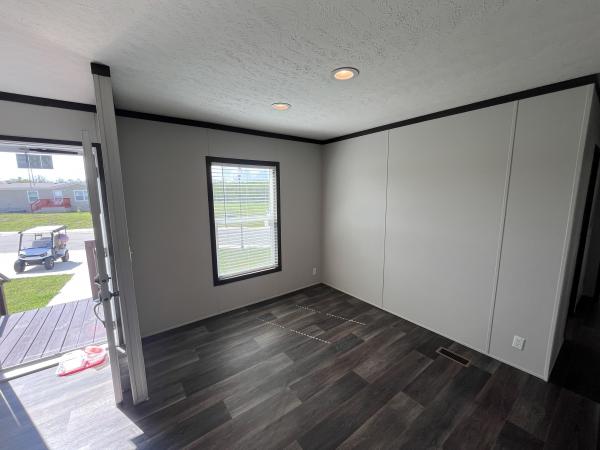2021 Clayton Mobile Home