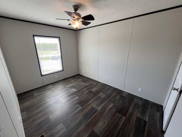 2021 Clayton Mobile Home