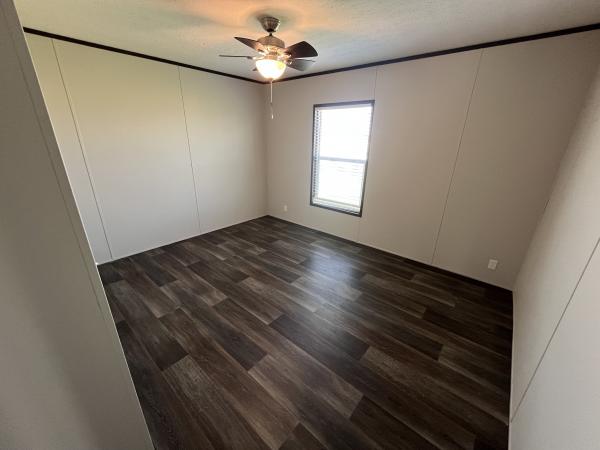 2021 Clayton Mobile Home