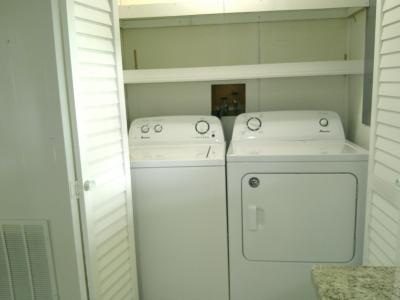 Photo 4 of 15 of home located at 4630 Dever Drive Martinez, GA 30907