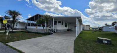 Photo 2 of 21 of home located at 5456 Nerissa Lane Orlando, FL 32822