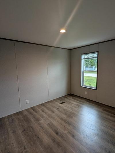 Mobile Home at 4811 Clover Way W Lot Cw4811 Saginaw, MI 48603