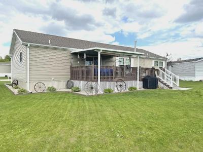 Photo 3 of 22 of home located at 4045 Mount Vail Ridge Dubuque, IA 52001