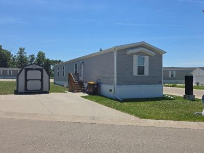 Mobile Home at 3008 Mount Alpine Court Dubuque, IA 52001