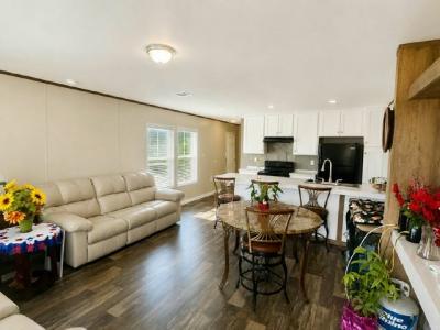 Photo 2 of 5 of home located at 1761 Sunburst Dr Apopka, FL 32712