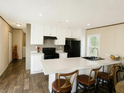 Photo 3 of 5 of home located at 1761 Sunburst Dr Apopka, FL 32712
