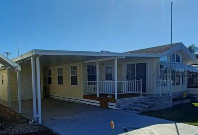 Photo 4 of 15 of home located at 37811 Chancey Rd., Site 310 Zephyrhills, FL 33541