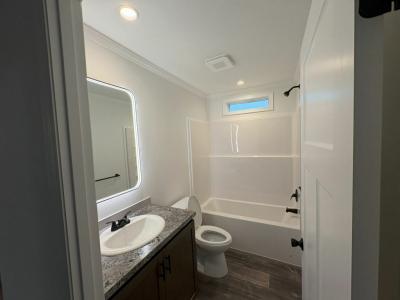 Photo 5 of 20 of home located at 5045 Sawgrass Dr Monee, IL 60449