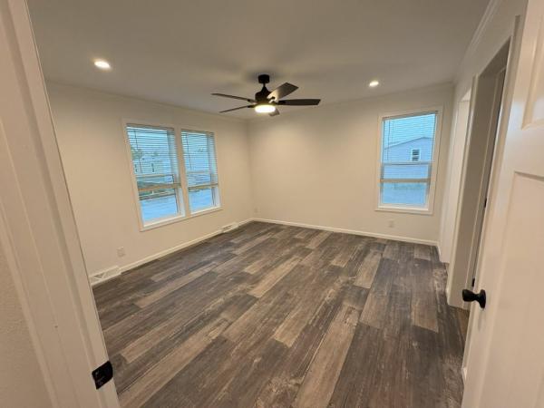 2026 Skyline - Lancaster Franklin Park Mobile Home