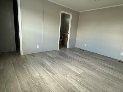 Photo 5 of 7 of home located at 7330 Kensington Drive West Fort Wayne, IN 46818