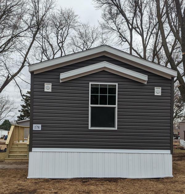 Photo 1 of 2 of home located at 5309 Hwy 75 N #178 Sioux City, IA 51108