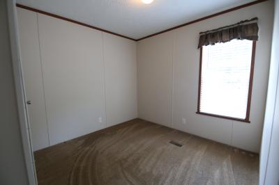 Photo 4 of 6 of home located at 13879 Oakwood Circle Grand Haven, MI 49417