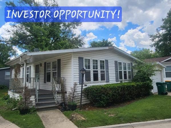 Photo 1 of 2 of home located at 247 Parkwood Road Elgin, IL 60123