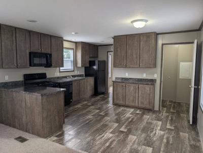 Mobile Home at 10093 Colindale Dr Lot 381 Indianapolis, IN 46234