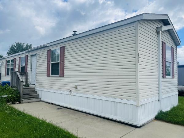 2013 Clayton Mobile Home