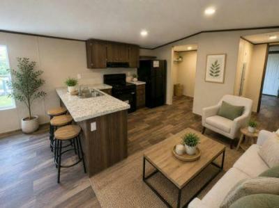 Photo 3 of 31 of home located at 94 Lakeside Garden Circle Lake Wales, FL 33859