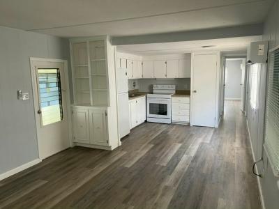 Photo 2 of 21 of home located at 1250 Lakeview Drive #29 Deland, FL 32720
