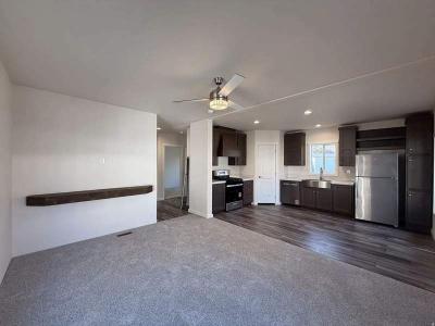 Photo 5 of 8 of home located at 121 Barrington Way Layton, UT 84041