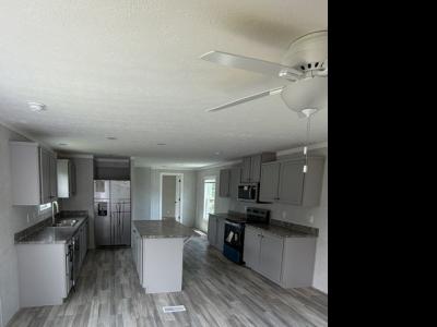 Mobile Home at 528 Birchwood Circle Shelbyville, KY 40031