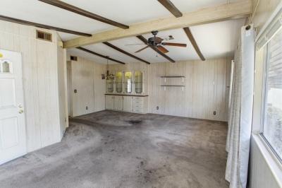 Photo 4 of 27 of home located at 21410 Tumbleweed Way Santa Clarita, CA 91350
