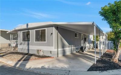 Photo 2 of 41 of home located at 1001 W Lambert Rd Spc 84 La Habra, CA 90631