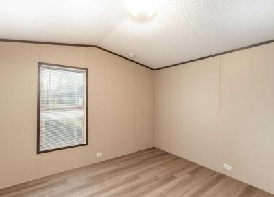 Photo 5 of 8 of home located at 1001 E Macarthur Rd, Lot 40 Wichita, KS 67216