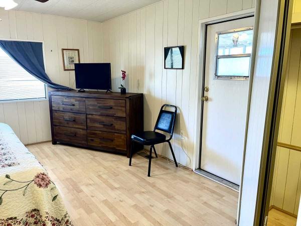 1983 CAVCO  Manufactured Home