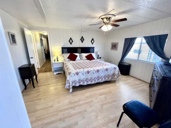 1983 CAVCO  Manufactured Home