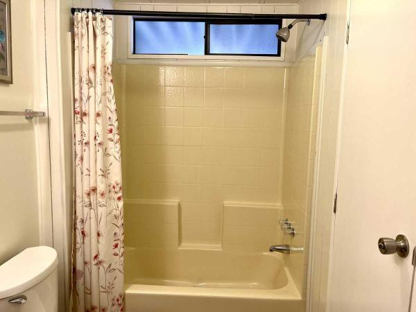 1983 CAVCO  Manufactured Home