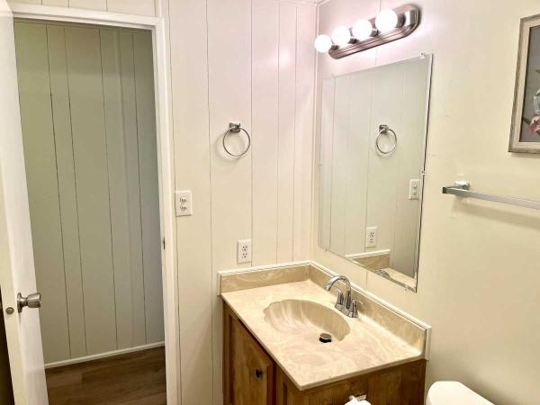 1983 CAVCO  Manufactured Home