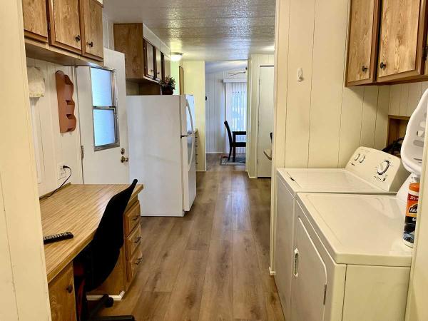 1983 CAVCO  Manufactured Home