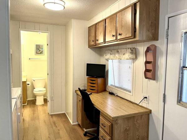 1983 CAVCO  Manufactured Home
