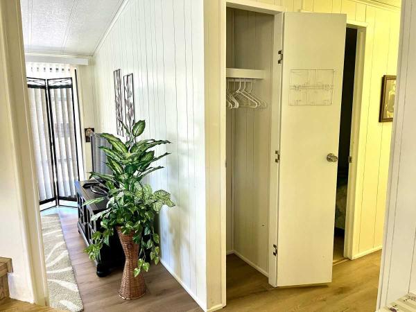 1983 CAVCO  Manufactured Home