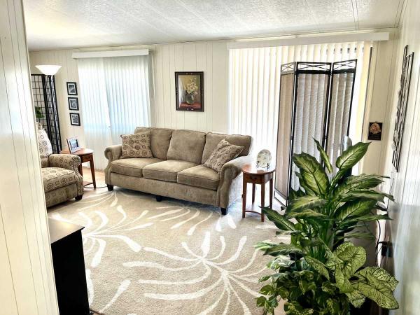 1983 CAVCO  Manufactured Home