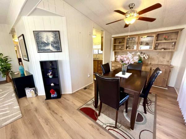 1983 CAVCO  Manufactured Home