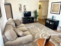 1983 CAVCO  Manufactured Home