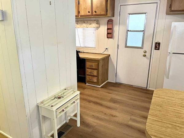 1983 CAVCO  Manufactured Home