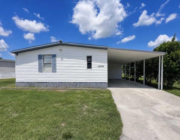1983  Mobile Home For Sale
