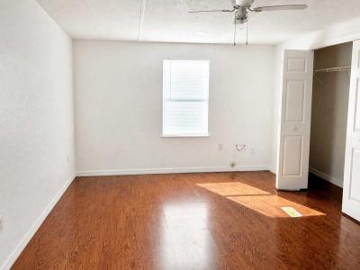 Photo 4 of 8 of home located at 1998 Scranton Ave Orlando, FL 32826