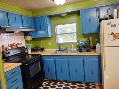 Photo 3 of 11 of home located at 7501 142D Ave Largo, FL 33771
