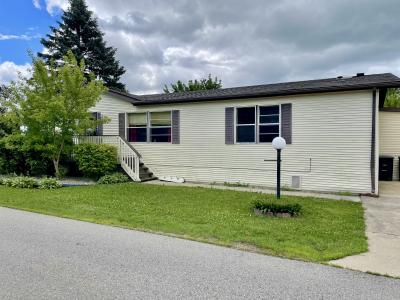 Photo 4 of 24 of home located at 10702 255th Ave Trevor, WI 53179