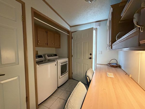 1990 Palm Harbor Manufactured Home